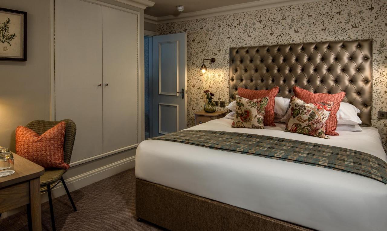 מלון בלקברן The Millstone, Mellor מראה חיצוני תמונה A bedroom at The Swan