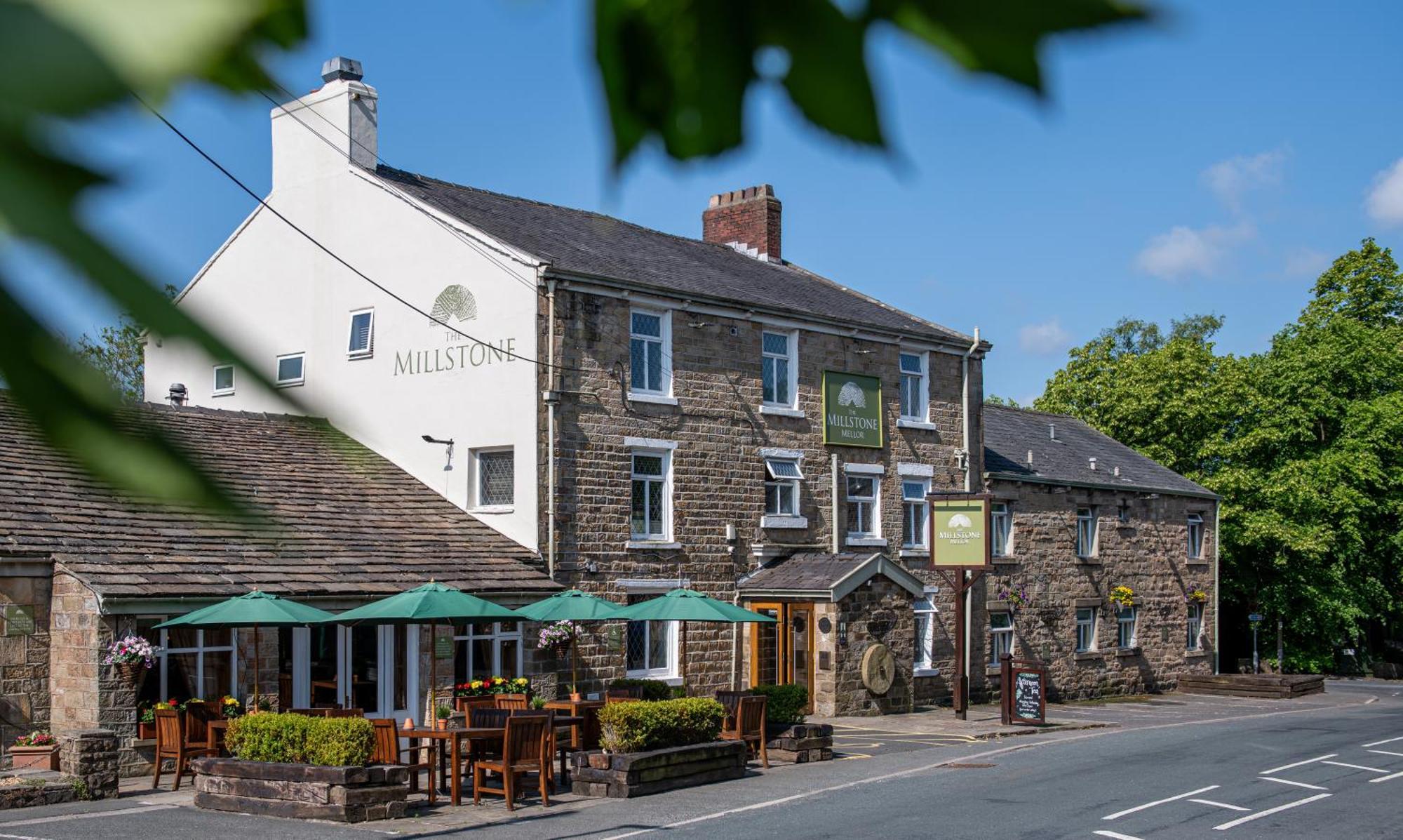 מלון בלקברן The Millstone, Mellor מראה חיצוני תמונה The Millstone Inn