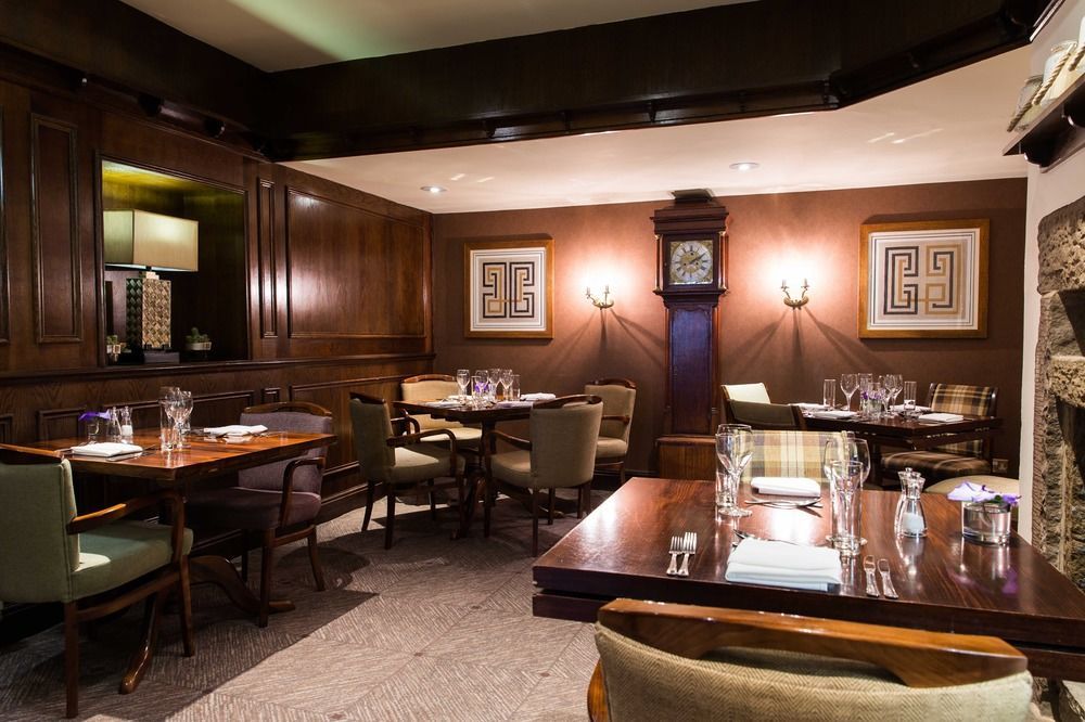 מלון בלקברן The Millstone, Mellor מראה חיצוני תמונה The restaurant at The Old Vicarage
