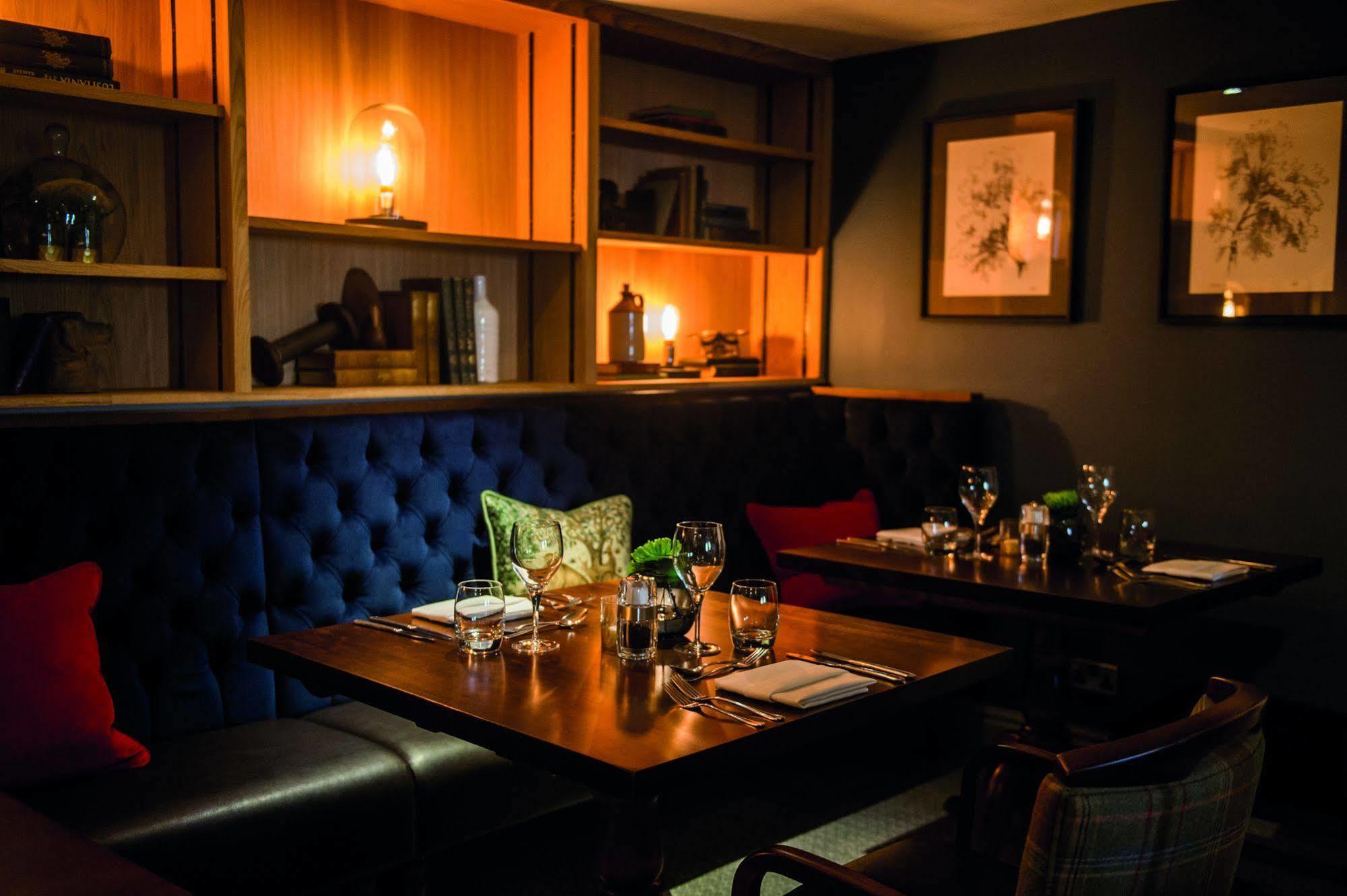 מלון בלקברן The Millstone, Mellor מראה חיצוני תמונה The restaurant at The Old Stamp House